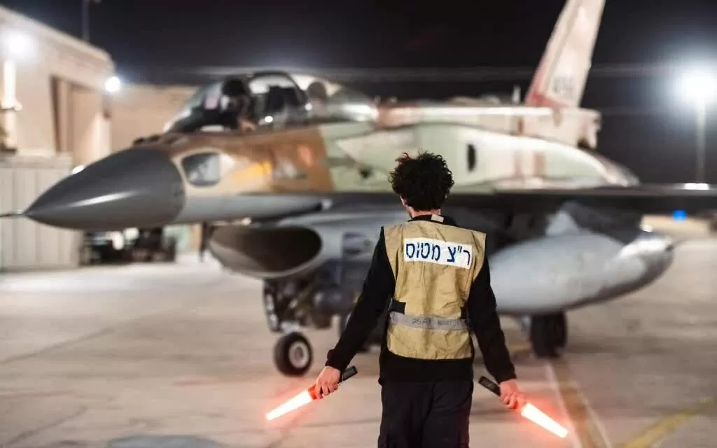 Truyền thông Mỹ: Israel 'vận sức' chờ tấn công Iran, Tehran cũng chẳng ngồi yên 'chịu đòn'