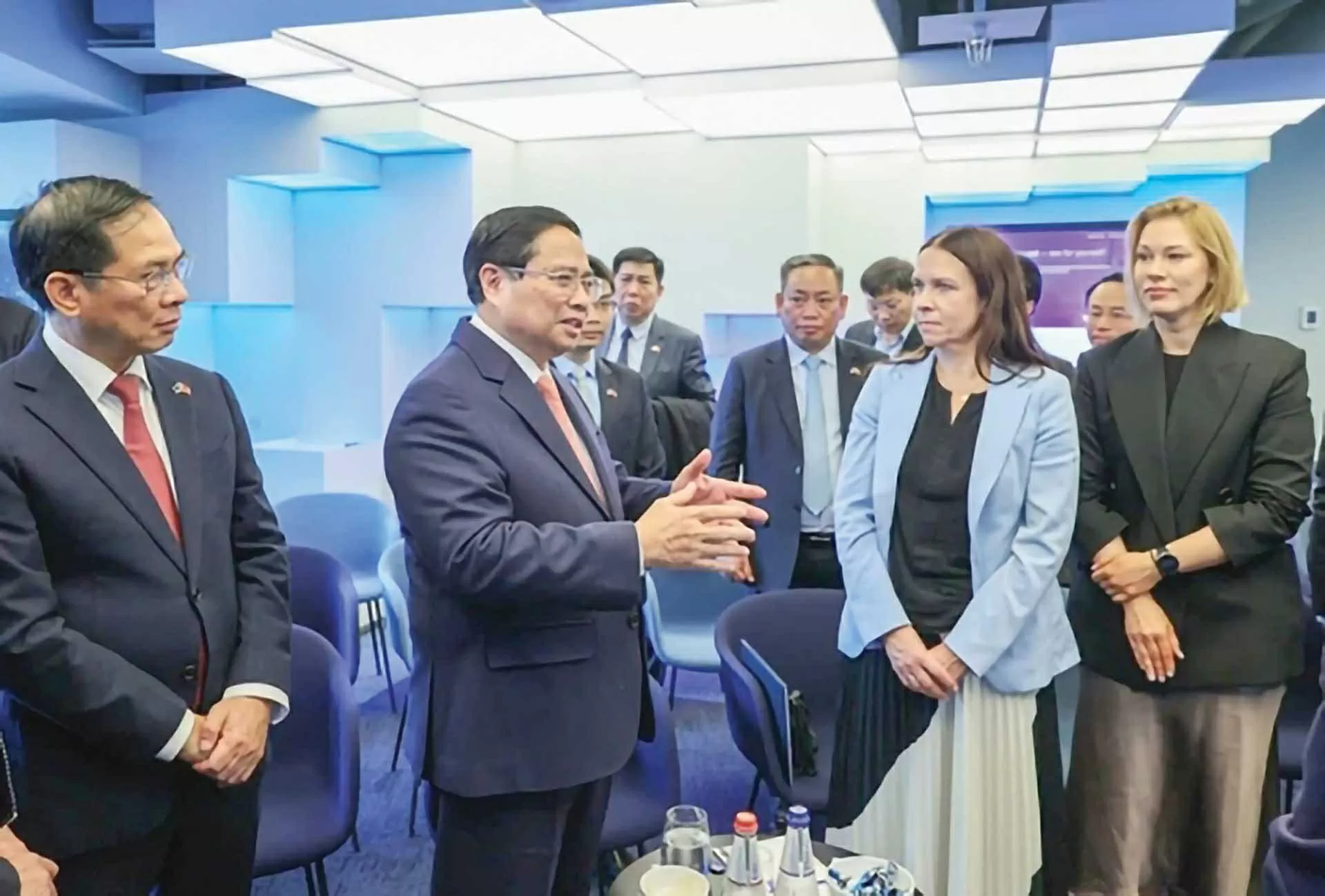 Vì sứ mệnh lịch sử, vì nguyện ước vươn mình