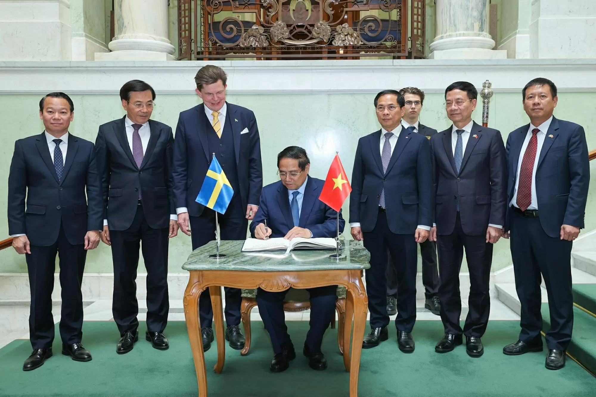 Thụy Điển sẵn sàng hỗ trợ giúp Việt Nam trở thành nước phát triển có thu nhập cao Thụy Điển sẵn sàng hỗ trợ giúp Việt Nam trở thành nước phát triển có thu nhập cao