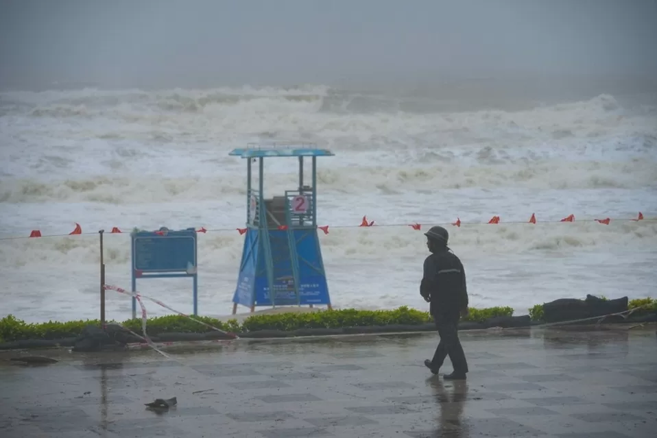 Trung Quốc: Bão Wutip tiếp tục mạnh lên, tỉnh Hải Nam sơ tán cư dân đến nơi cư trú an toàn