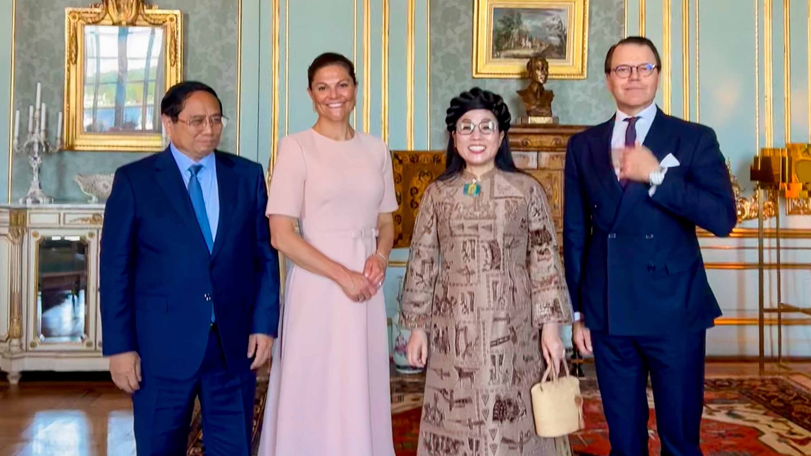 thu tuong pham minh chinh hoi kien cong chua ke vi thuy dien va phu quan