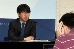 Xuất khẩu giảm, đầu tư yếu - Bài toán hóc búa của kinh tế Hàn Quốc