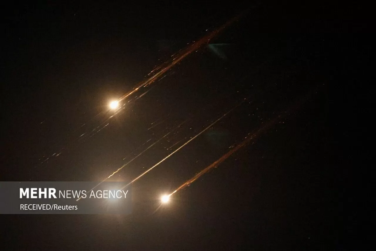 Căng thẳng Israel-Iran: Tehran đã tiến hành đợt không kích thứ 3, hai bên đều chịu thiệt hại, hơn 400 người thương vong ở Iran