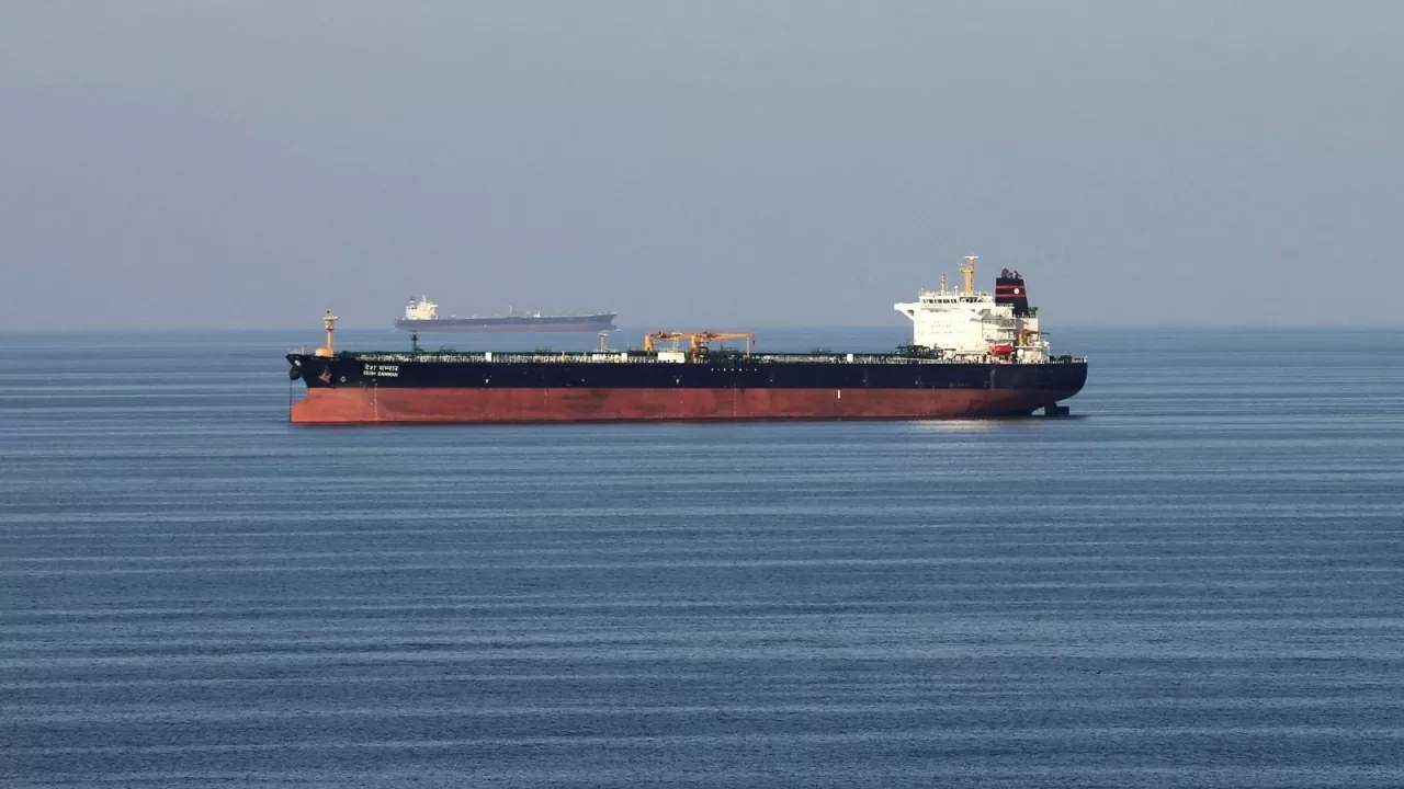 Căng thẳng Israel-Iran nóng hầm hập, thị trường dầu mỏ náo loạn, tài chính toàn cầu chao đảo, chuỗi cung ứng 'rung lắc' Căng thẳng Israel-Iran nóng hầm hập, thị trường dầu mỏ náo loạn, tài chính toàn cầu chao đảo, chuỗi cung ứng 'rung lắc'