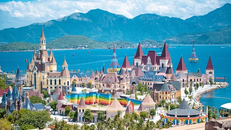 'Quẩy' hết mình tại VinWonders Nha Trang cùng Traveloka