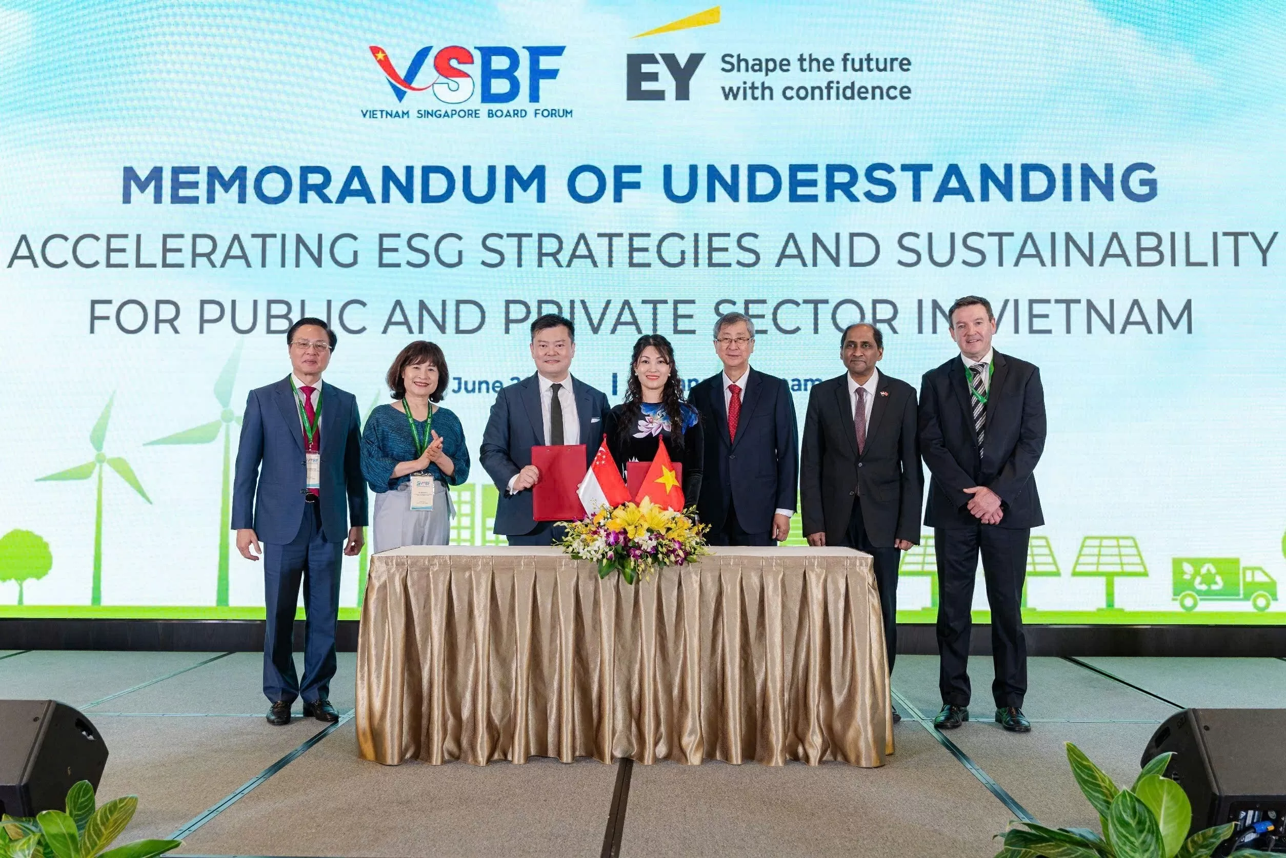 VSBF: Từ sáng kiến vì tương lai đến nền tảng đối thoại uy tín mang tầm khu vực VSBF: Từ sáng kiến vì tương lai đến nền tảng đối thoại uy tín mang tầm khu vực