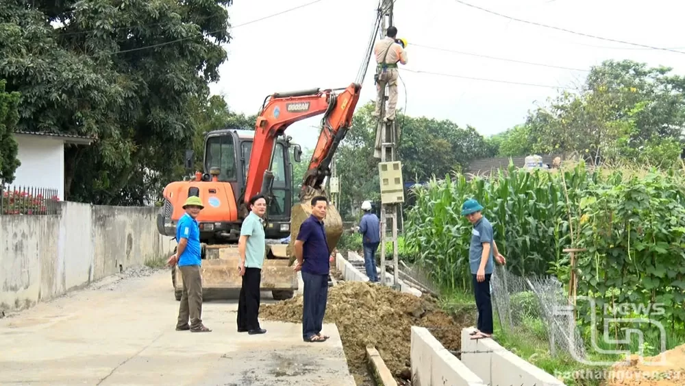 Quá trình hoàn thiện các tiêu chí nông thôn mới, nông thôn mới nâng cao, Đại Từ là một trong địa phương tiên phong mở rộng đường giao thông từ 3m lên 6m.
