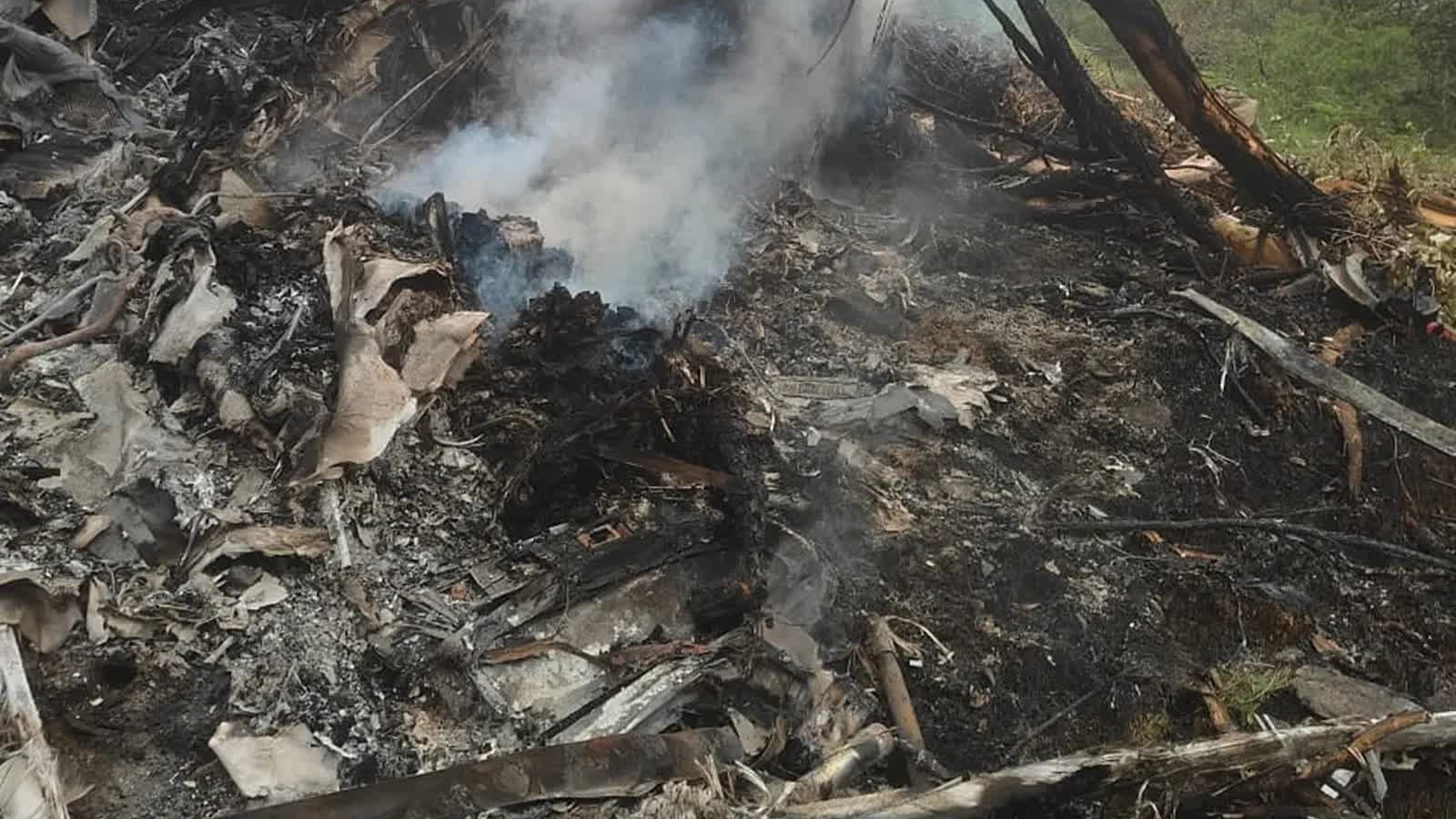 Tai nạn trực thăng ở Ấn Độ: 7 người chết khi máy bay chở khách hành hương đến lễ Char Dham rơi