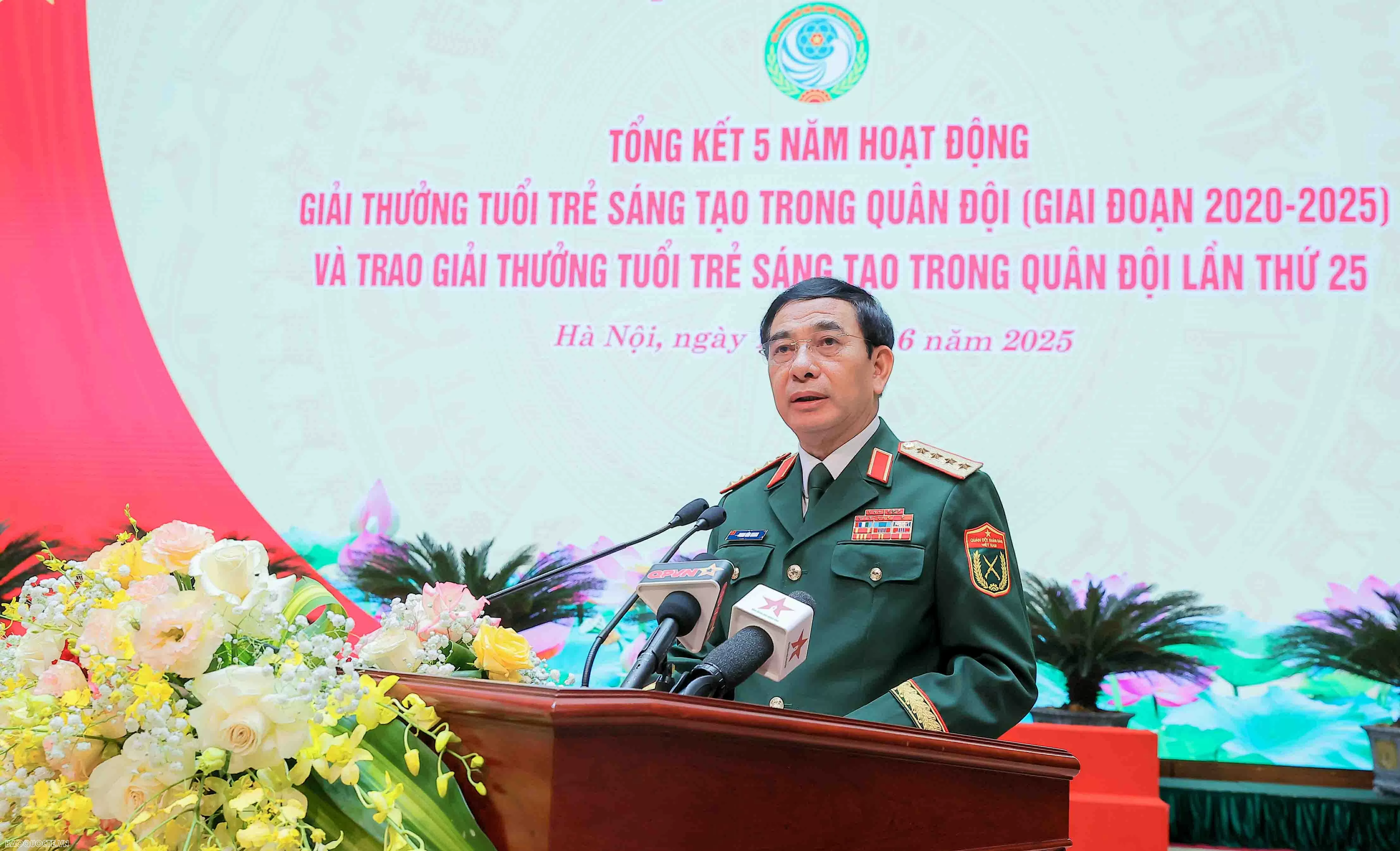Bộ trưởng Quốc phòng: Phải coi phát triển khoa học quân sự là nhiệm vụ trọng yếu để xây dựng Quân đội hiện đại