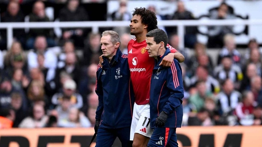 Man Utd quyết định tương lai Hojlund và Zirkzee