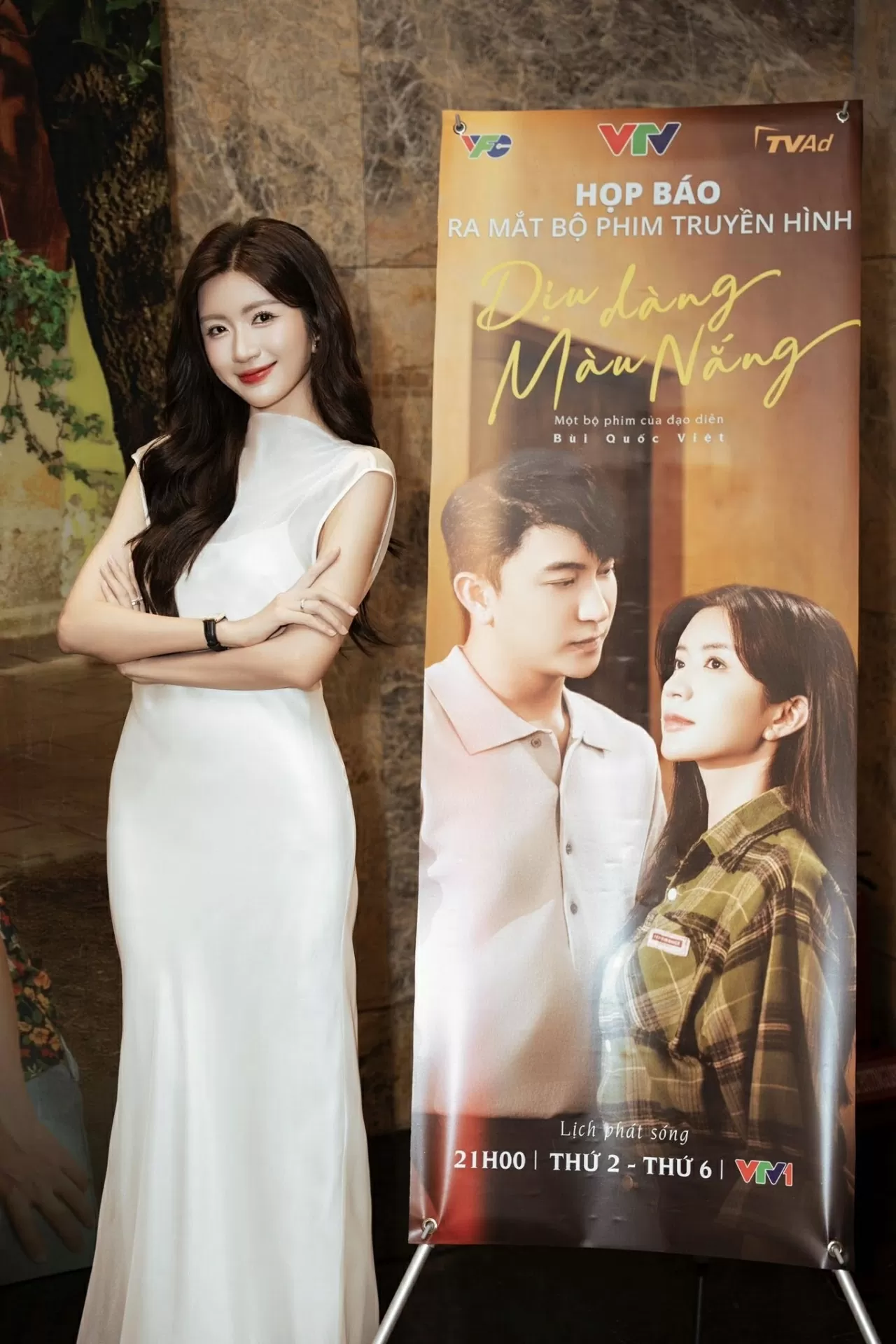 Nhan sắc đời thường của Ngọc Huyền phim Dịu dàng màu nắng