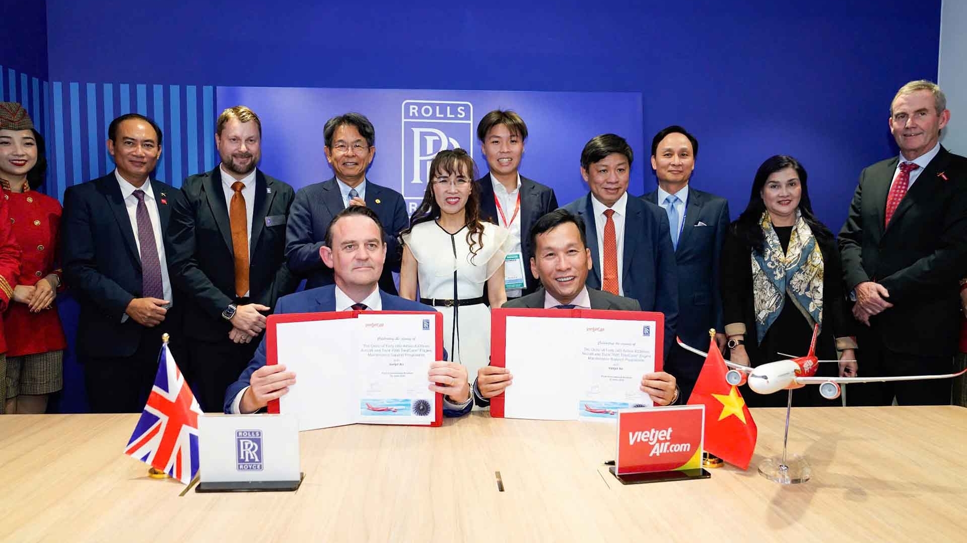 Vietjet ký đơn hàng mới 40 động cơ Trent 7000 với Rolls-Royce