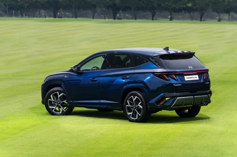 Giá xe Hyundai Tucson N Line ở mức 989 triệu đồng (đã bao gồm VAT)