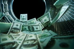 Châu Phi: Tham nhũng khiến toàn lục địa đánh mất 120 tỷ USD mỗi năm, Nam Phi ban bố tình trạng thảm họa toàn quốc