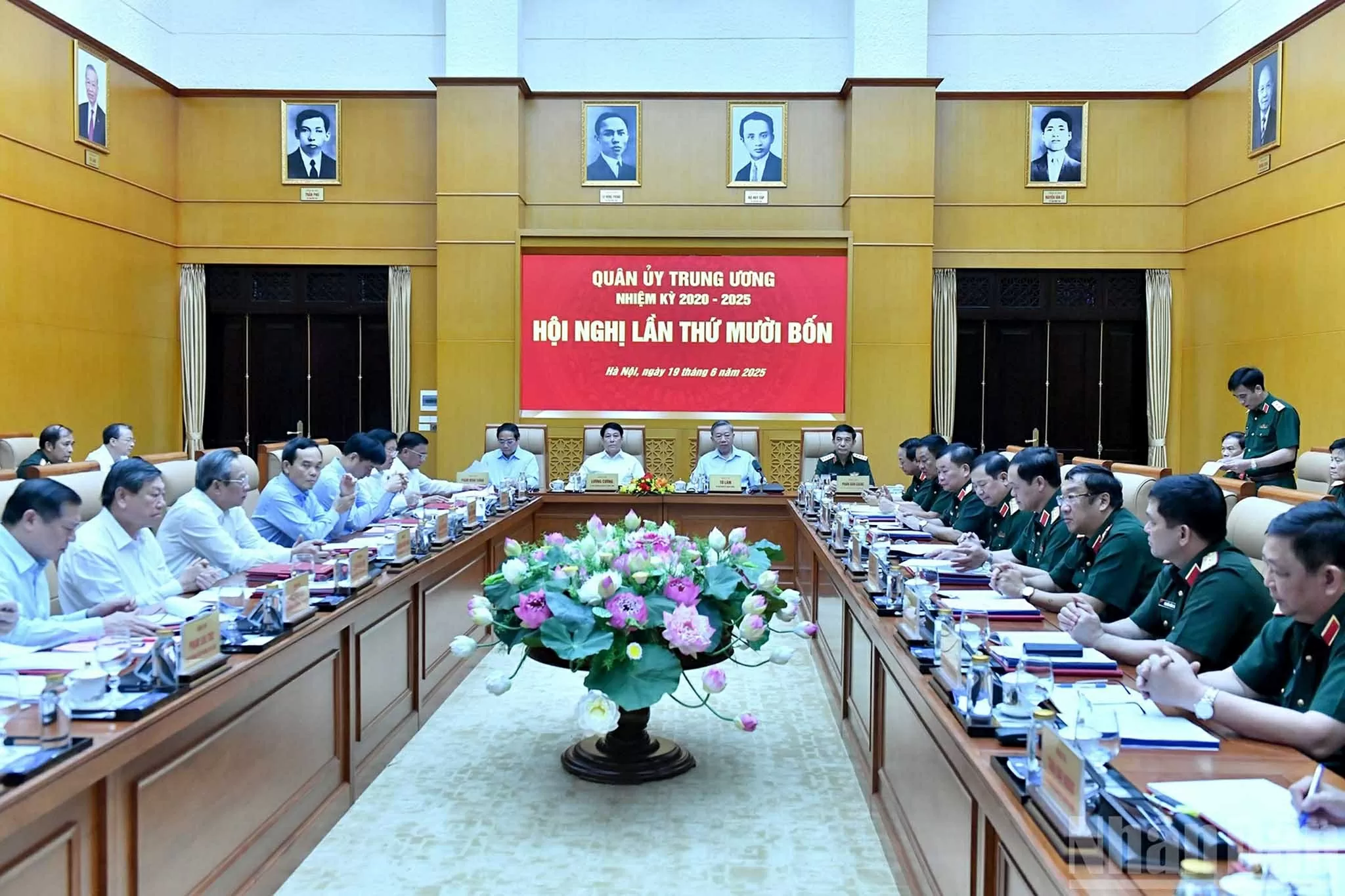 Tổng Bí thư Tô Lâm chủ trì Hội nghị Quân ủy Trung ương lần thứ 14 Tổng Bí thư Tô Lâm chủ trì Hội nghị Quân ủy Trung ương lần thứ 14