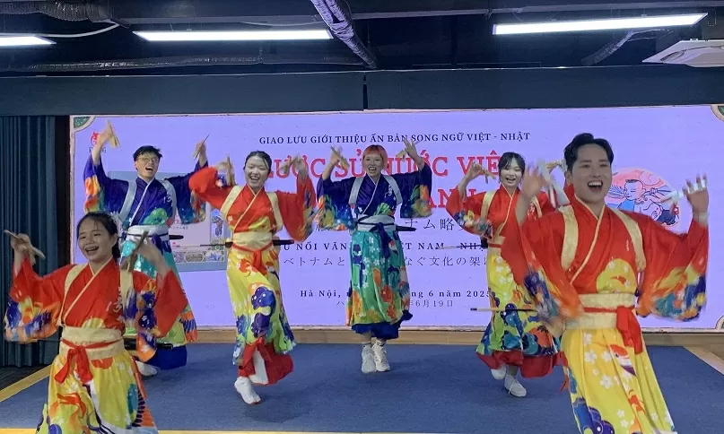 Xuất bản 'Lược sử nước Việt bằng tranh” phiên bản song ngữ Việt-Nhật