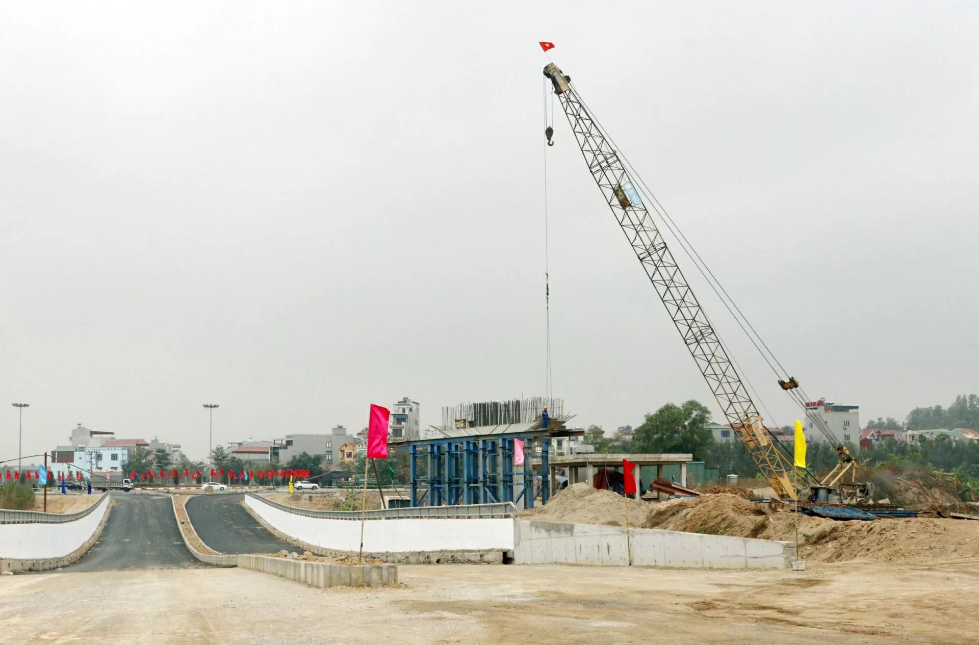 Cầu vượt đường Vành đai 4 đoạn qua tỉnh lộ 278. (Nguồn: Thương hiệu và Công luận) Cầu vượt đường Vành đai 4 đoạn qua tỉnh lộ 278. (Nguồn: Thương hiệu và Công luận)