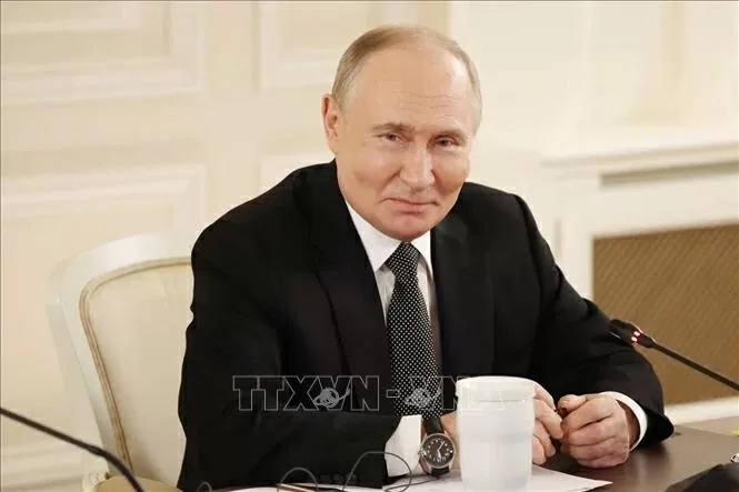 Tổng thống LB Nga V. Putin trả lời phỏng vấn Tổng thống LB Nga V. Putin trả lời phỏng vấn