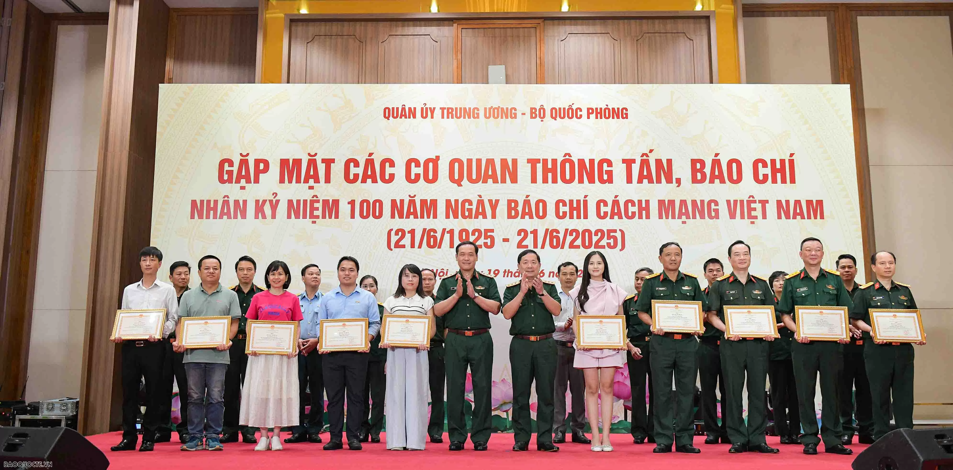 Đại tướng Phan Văn Giang: Sẽ mời quân đội các nước tham gia diễu binh 2/9 Đại tướng Phan Văn Giang: Sẽ mời một số nước bạn tham gia diễu binh 2/9