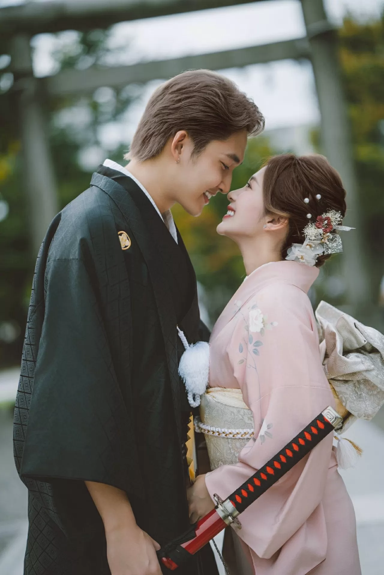 Đình Tú công khai yêu Ngọc Huyền