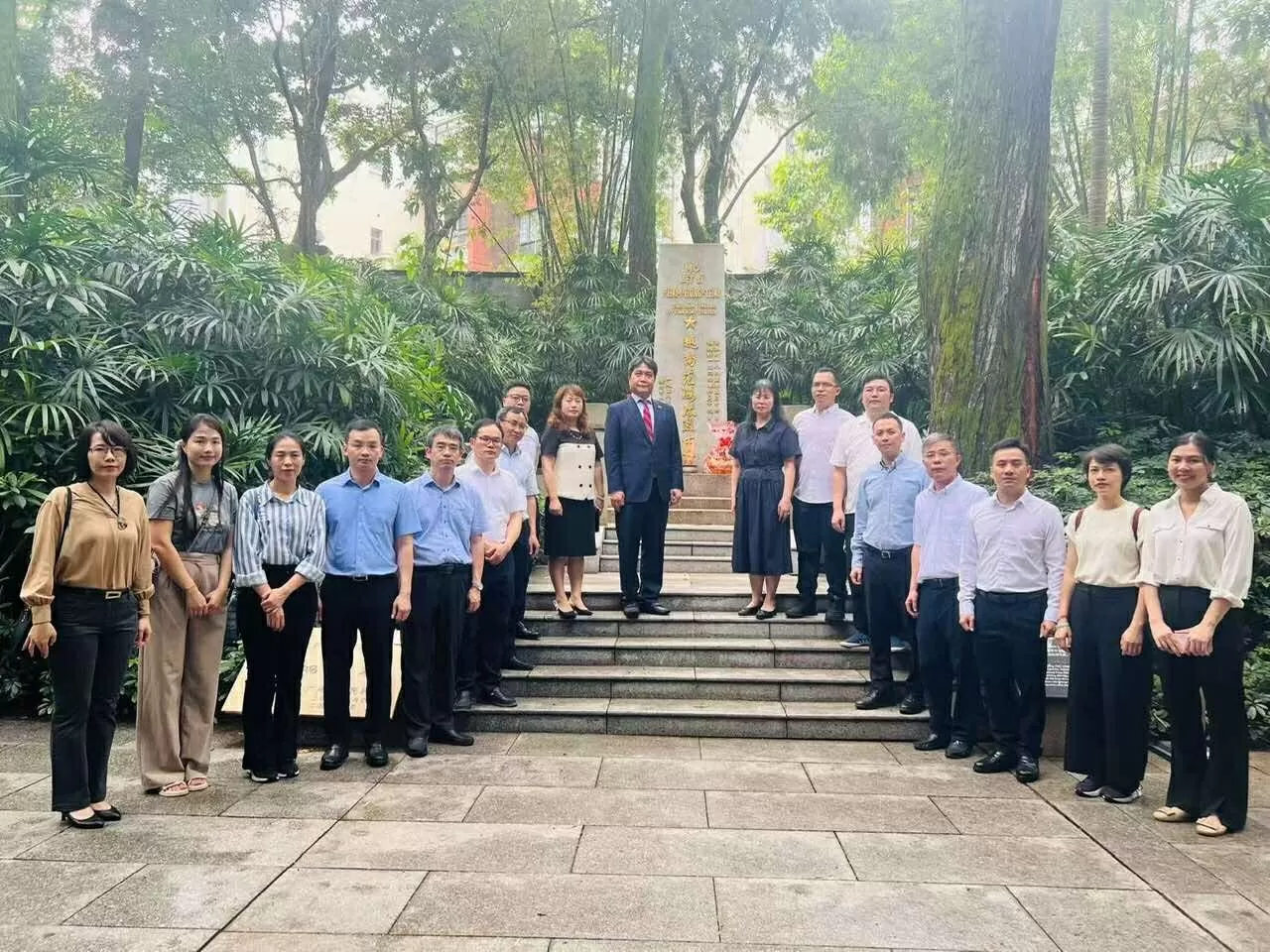 Kỷ niệm 100 năm Ngày Báo chí Cách mạng Việt Nam tại Quảng Châu, Trung Quốc Kỷ niệm 100 năm Ngày Báo chí Cách mạng Việt Nam tại Quảng Châu, Trung Quốc