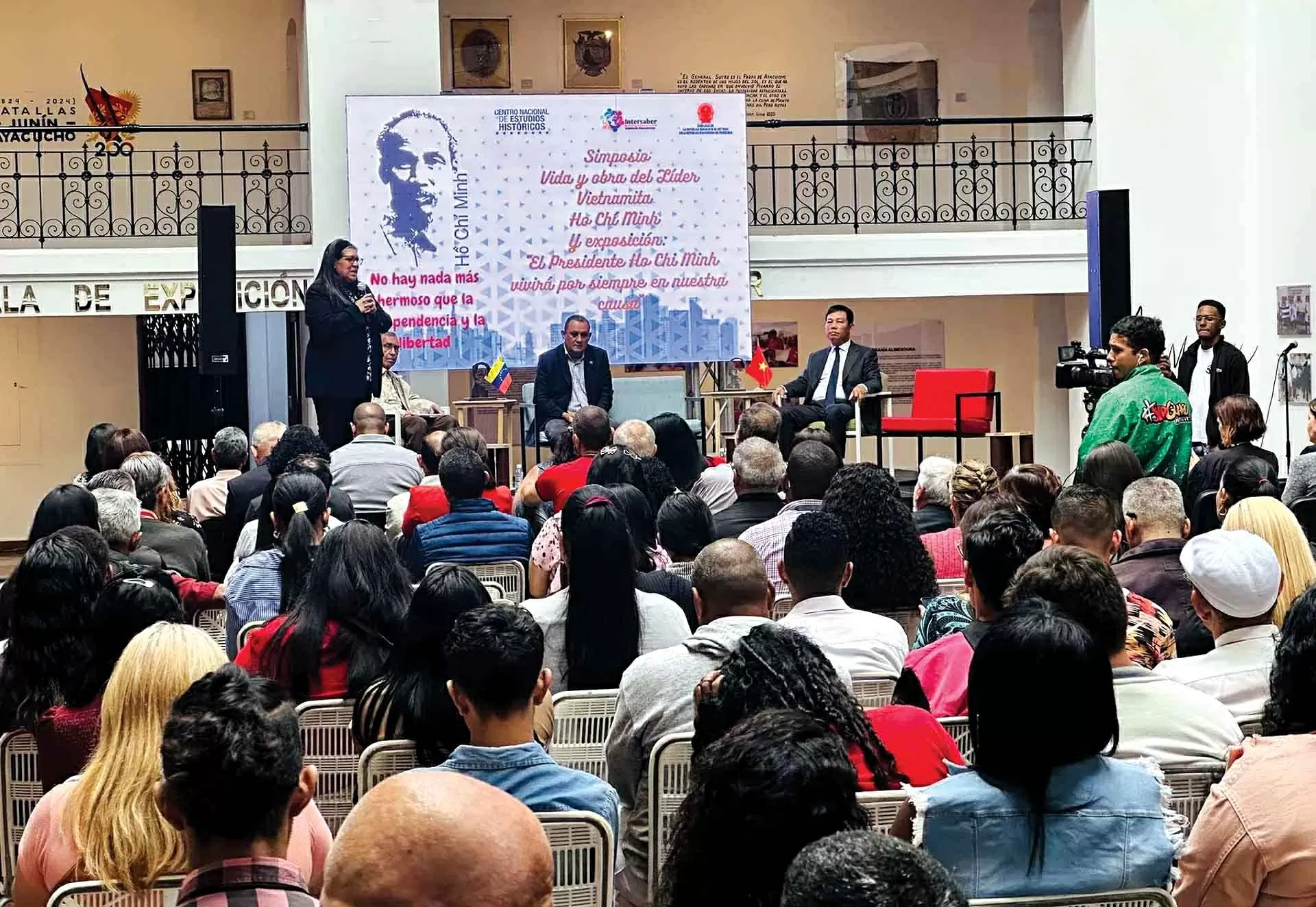 Tìm về chiều sâu văn hoá Hồ Chí Minh