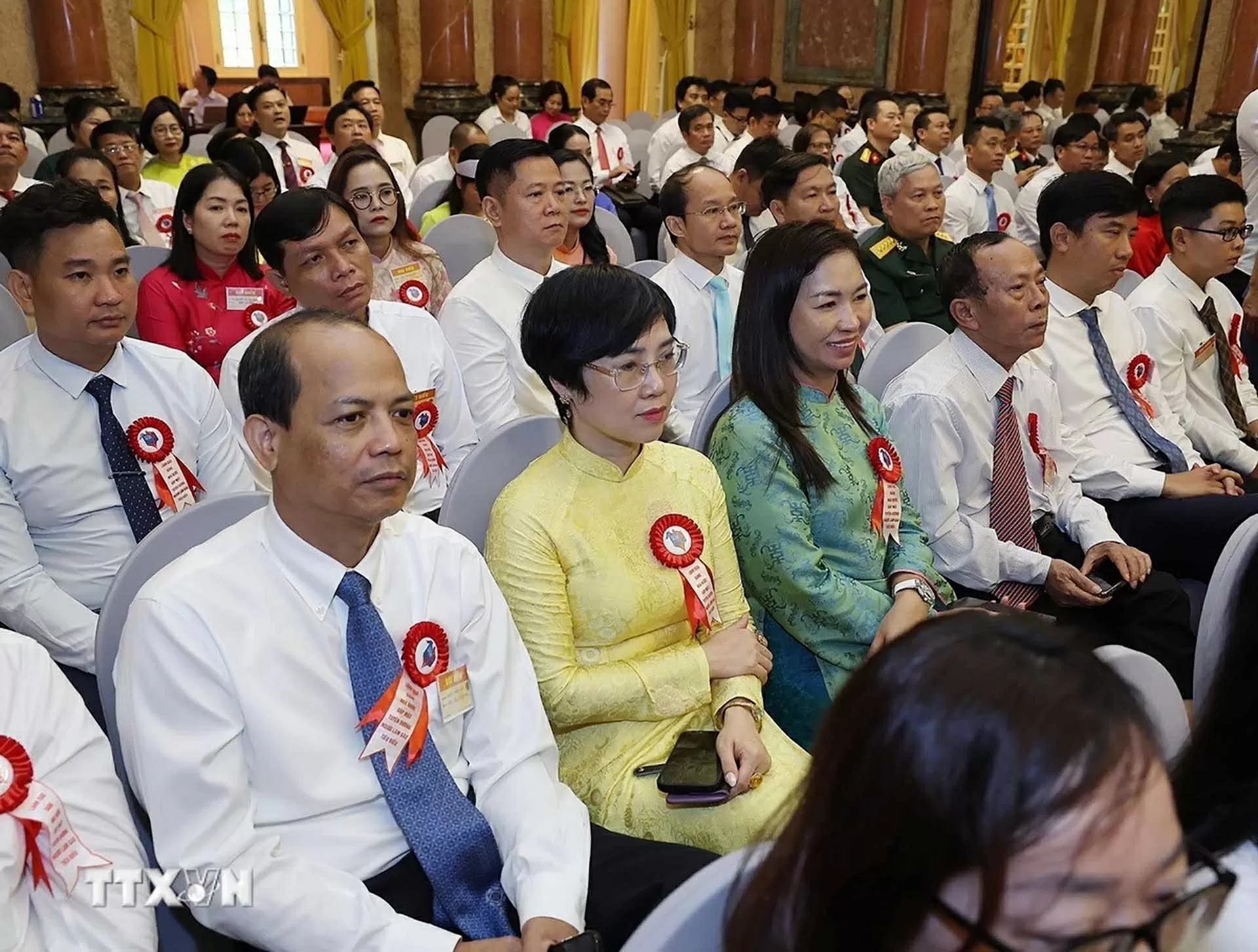 Toàn văn phát biểu của Chủ tịch nước tại buổi gặp mặt các nhà báo tiêu biểu nhân kỷ niệm 100 năm Ngày Báo chí cách mạng Việt Nam Toàn văn phát biểu của Chủ tịch nước tại buổi gặp mặt các nhà báo tiêu biểu nhân kỷ niệm 100 năm Ngày Báo chí cách mạng Việt Nam