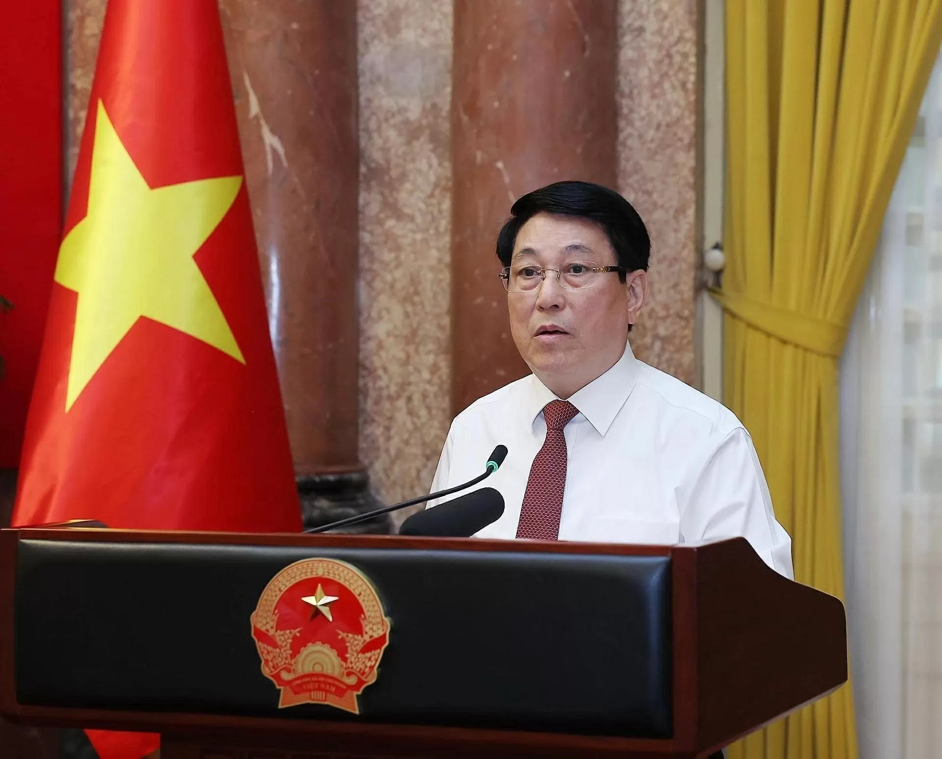 Toàn văn phát biểu của Chủ tịch nước tại buổi gặp mặt các nhà báo tiêu biểu nhân kỷ niệm 100 năm Ngày Báo chí cách mạng Việt Nam Toàn văn phát biểu của Chủ tịch nước tại buổi gặp mặt các nhà báo tiêu biểu nhân kỷ niệm 100 năm Ngày Báo chí cách mạng Việt Nam
