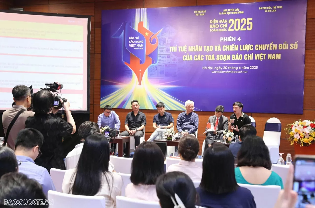 Chuyển đổi số báo chí thời AI: Không chỉ là cuộc đua công cụ Chuyển đổi số báo chí thời AI: Không chỉ là cuộc đua công cụ