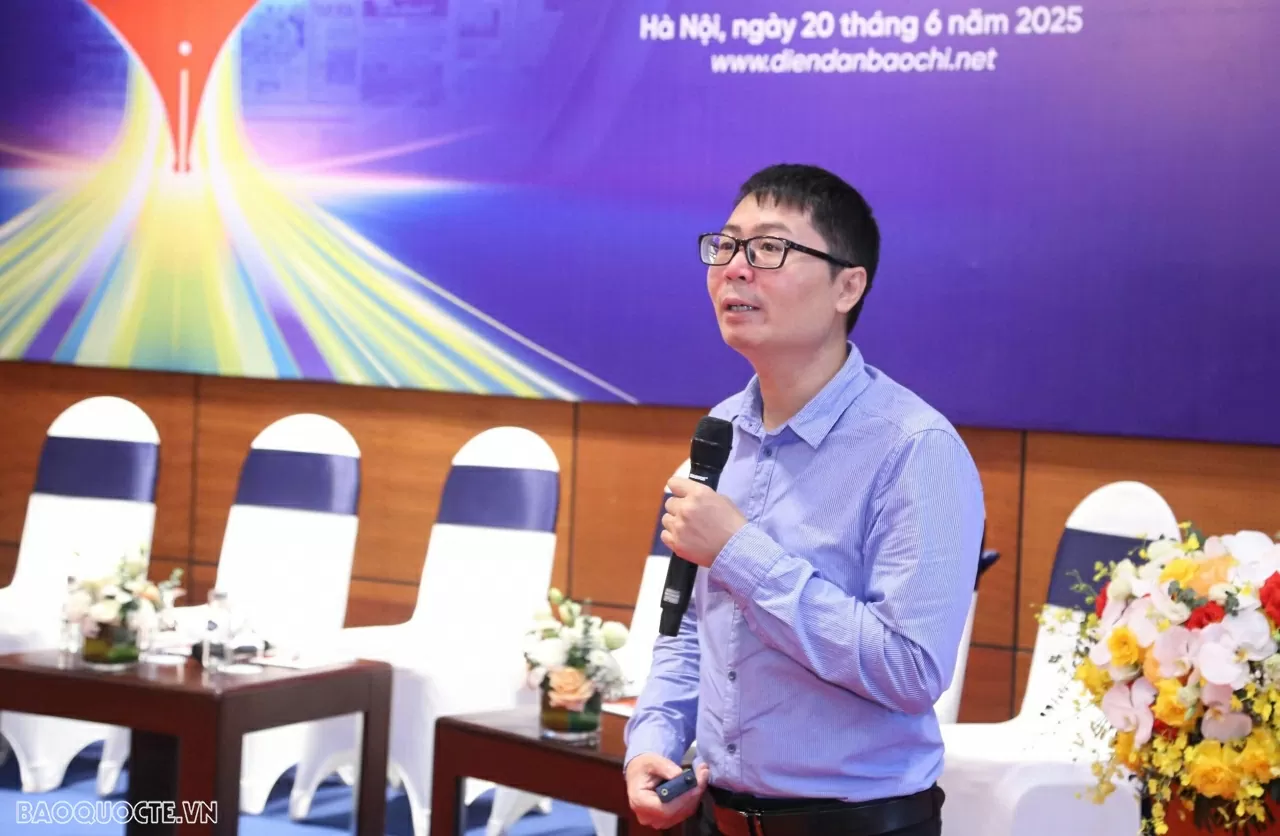 Chuyển đổi số báo chí thời AI: Không chỉ là cuộc đua công cụ Chuyển đổi số báo chí thời AI: Không chỉ là cuộc đua công cụ