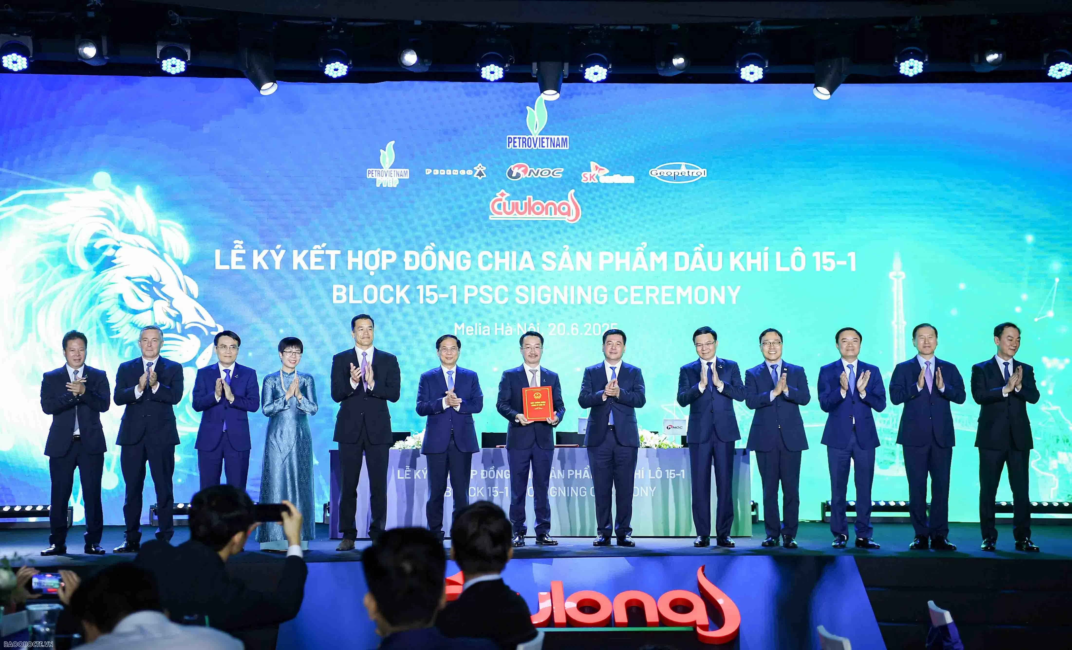 Ký kết PSC Lô 15-1: Đóng góp cho sự phát triển của ngành năng lượng Việt Nam trong thời đại chuyển đổi Ký kết PSC Lô 15-1: Đóng góp cho sự phát triển của ngành năng lượng Việt Nam trong thời đại chuyển đổi