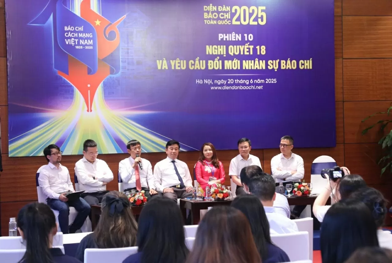 Nghị quyết 18 tạo ra cho báo chí cơ hội để tự làm mới mình Nghị quyết 18 tạo ra cho báo chí cơ hội để tự làm mới mình