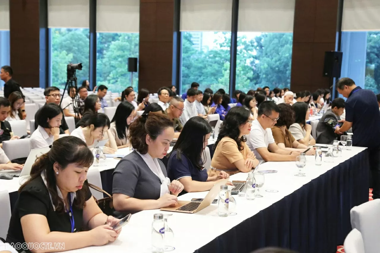 Diễn đàn Báo chí toàn quốc 2025: Báo chí Việt Nam chuyển mình trong kỷ nguyên số Diễn đàn Báo chí toàn quốc 2025: Báo chí Việt Nam chuyển mình trong kỷ nguyên số