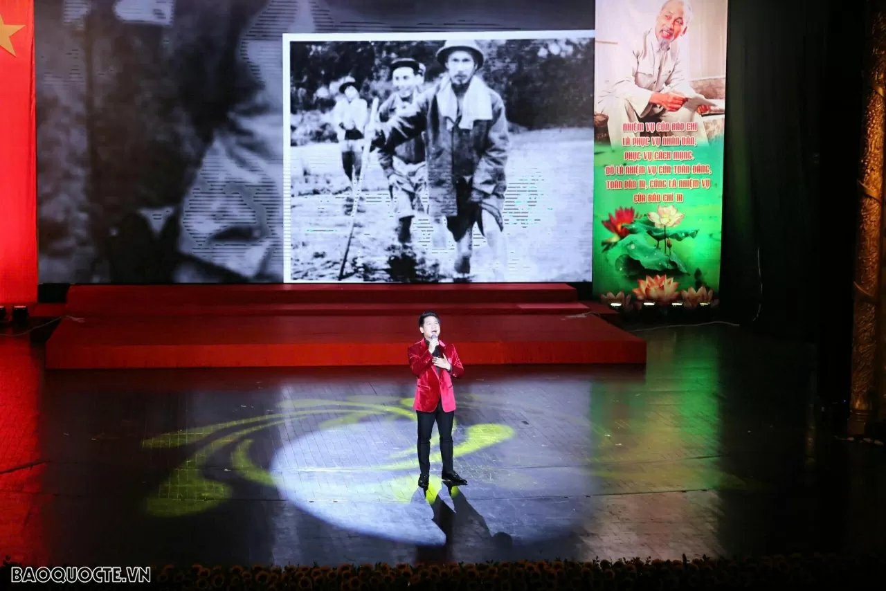 Kỷ niệm 100 năm Báo chí cách mạng Việt Nam: Mãi mãi ngòi bút sắc, tấm lòng son