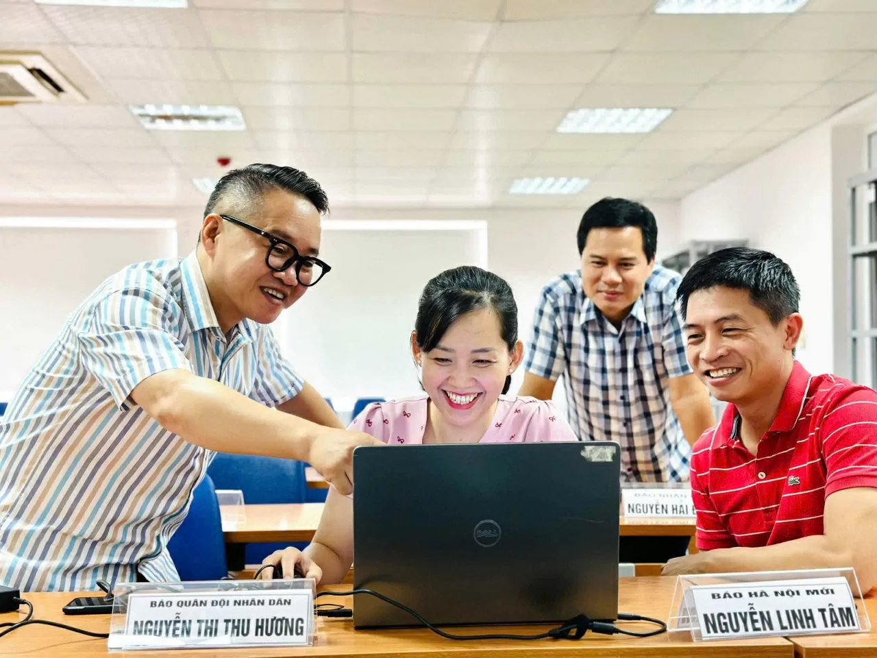 Bồi dưỡng báo chí thời AI Bồi dưỡng báo chí thời AI