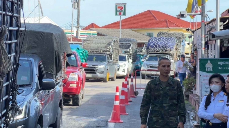 Căng thẳng Campuchia-Thái Lan: 'Vũ khí kinh tế' khai hỏa, xuất khẩu tê liệt, 'vết thương' có thể lan rộng