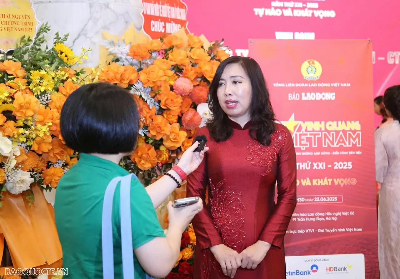 Ủy ban Nhà nước về người Việt Nam ở nước ngoài được vinh danh tại chương trình ‘Vinh quang Việt Nam 2025’