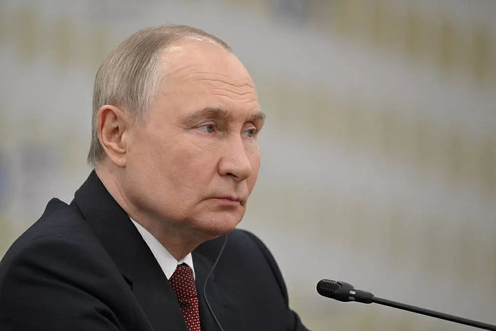 Tổng thống Putin chưa có kế hoạch thăm Mỹ hay điện đàm với ông Trump sau vụ Washington tấn công Iran, Ukraine bị tấn công UAV quy mô lớn Tổng thống Putin chưa có kế hoạch thăm Mỹ hay điện đàm với ông Trump sau vụ Washington tấn công Iran, Ukraine bị tấn công UAV quy mô lớn