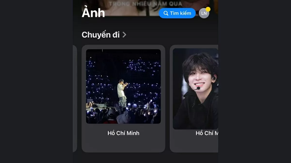 Cuộn xuống tìm mục Địa điểm.