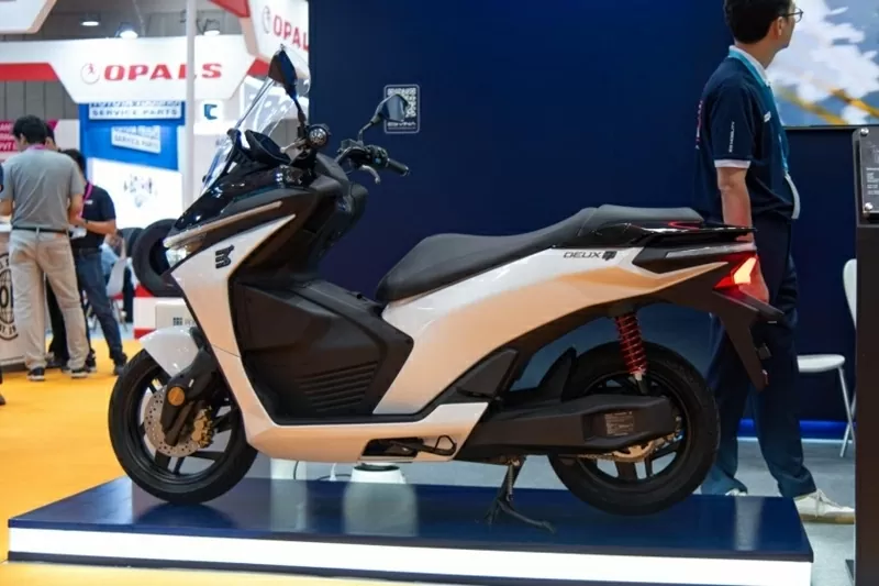 Giá xe E3 Mobility Deux7 dự kiến khoảng 100 triệu đồng Giá xe E3 Mobility Deux7 dự kiến khoảng 100 triệu đồng