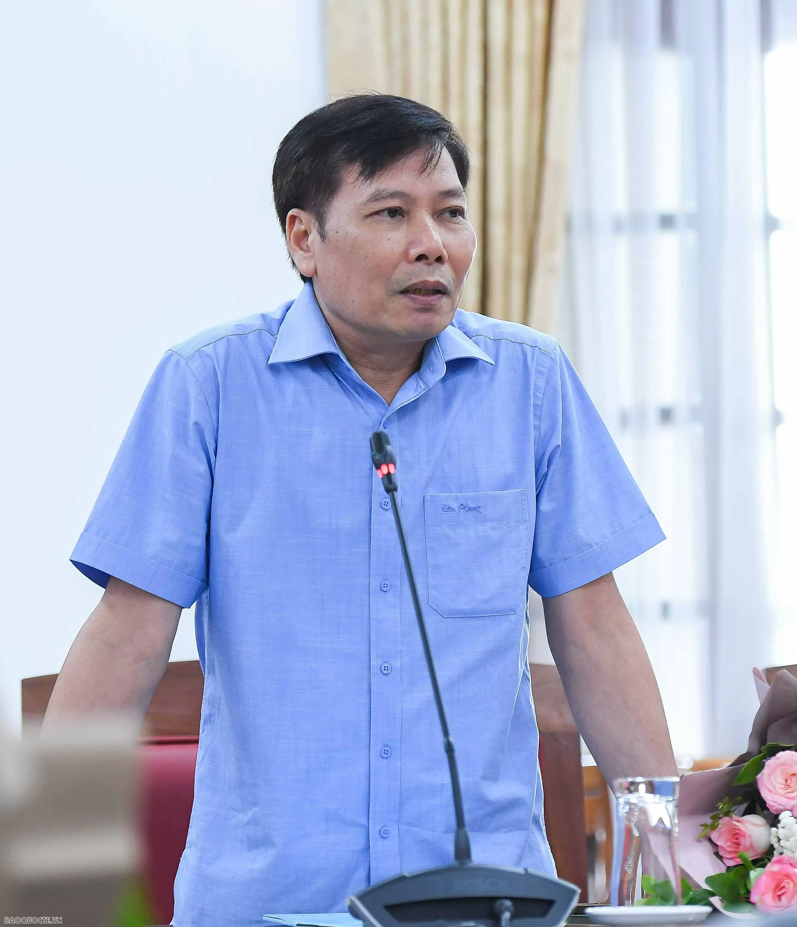 Bộ Ngoại giao trao quyết định cho các đồng chí nghỉ hưu theo Nghị định 178 Bộ Ngoại giao trao quyết định cho các đồng chí nghỉ hưu theo Nghị định 178