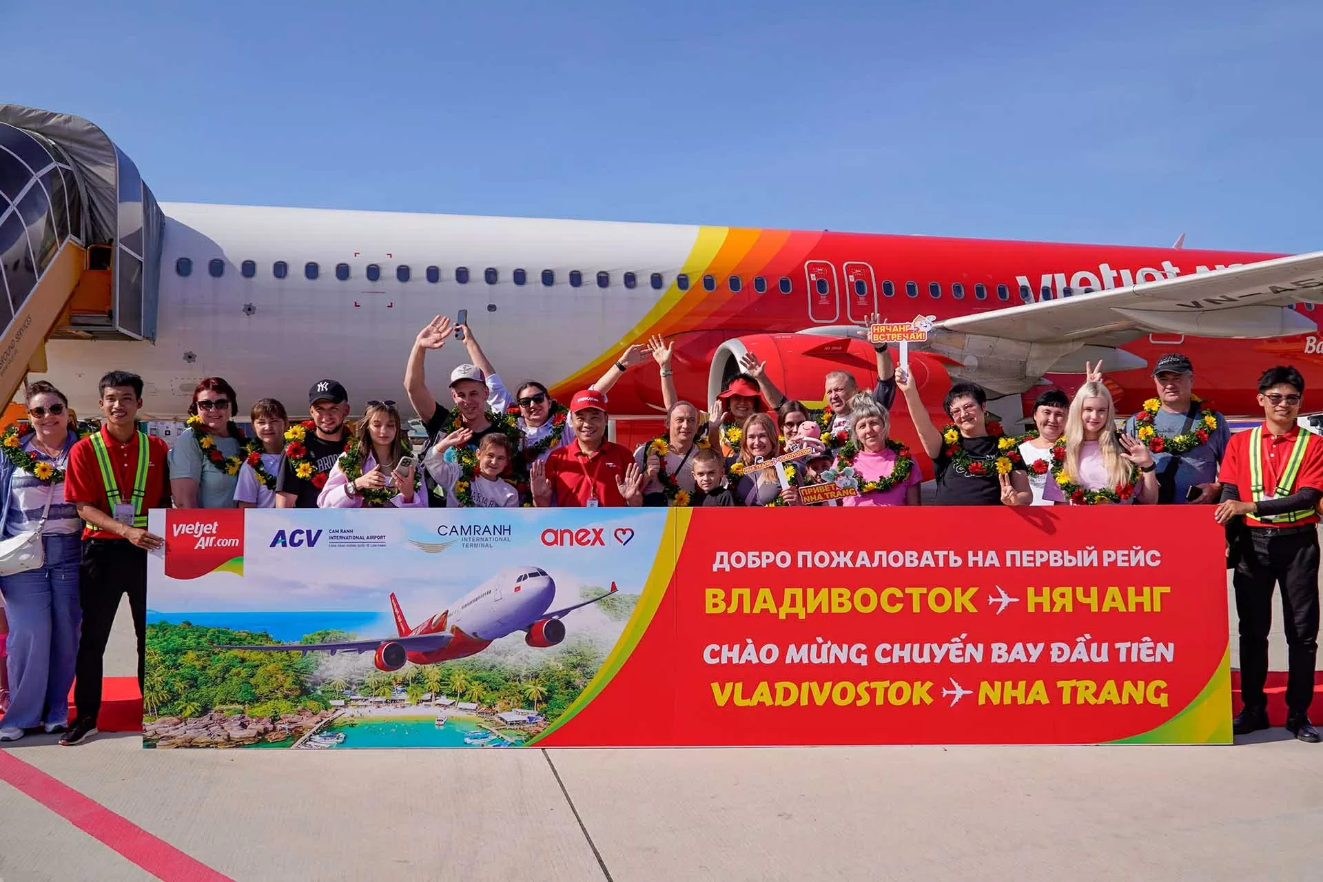 Vietjet khai trương loạt đường bay thẳng đầu tiên kết nối Việt Nam-Nga Vietjet khai trương loạt đường bay thẳng đầu tiên kết nối Việt Nam-Nga