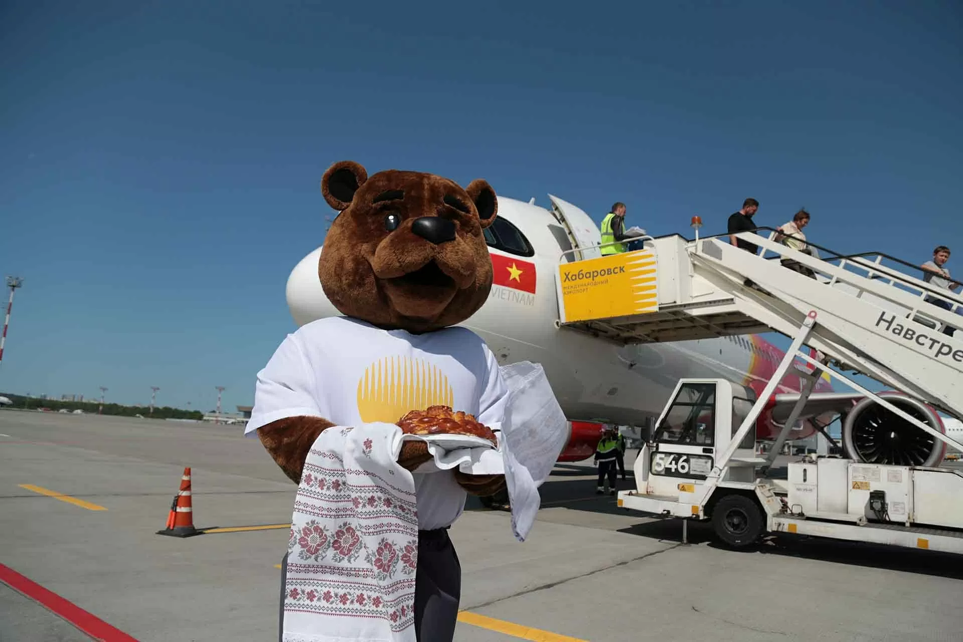 Vietjet khai trương loạt đường bay thẳng đầu tiên kết nối Việt Nam-Nga Vietjet khai trương loạt đường bay thẳng đầu tiên kết nối Việt Nam Nga