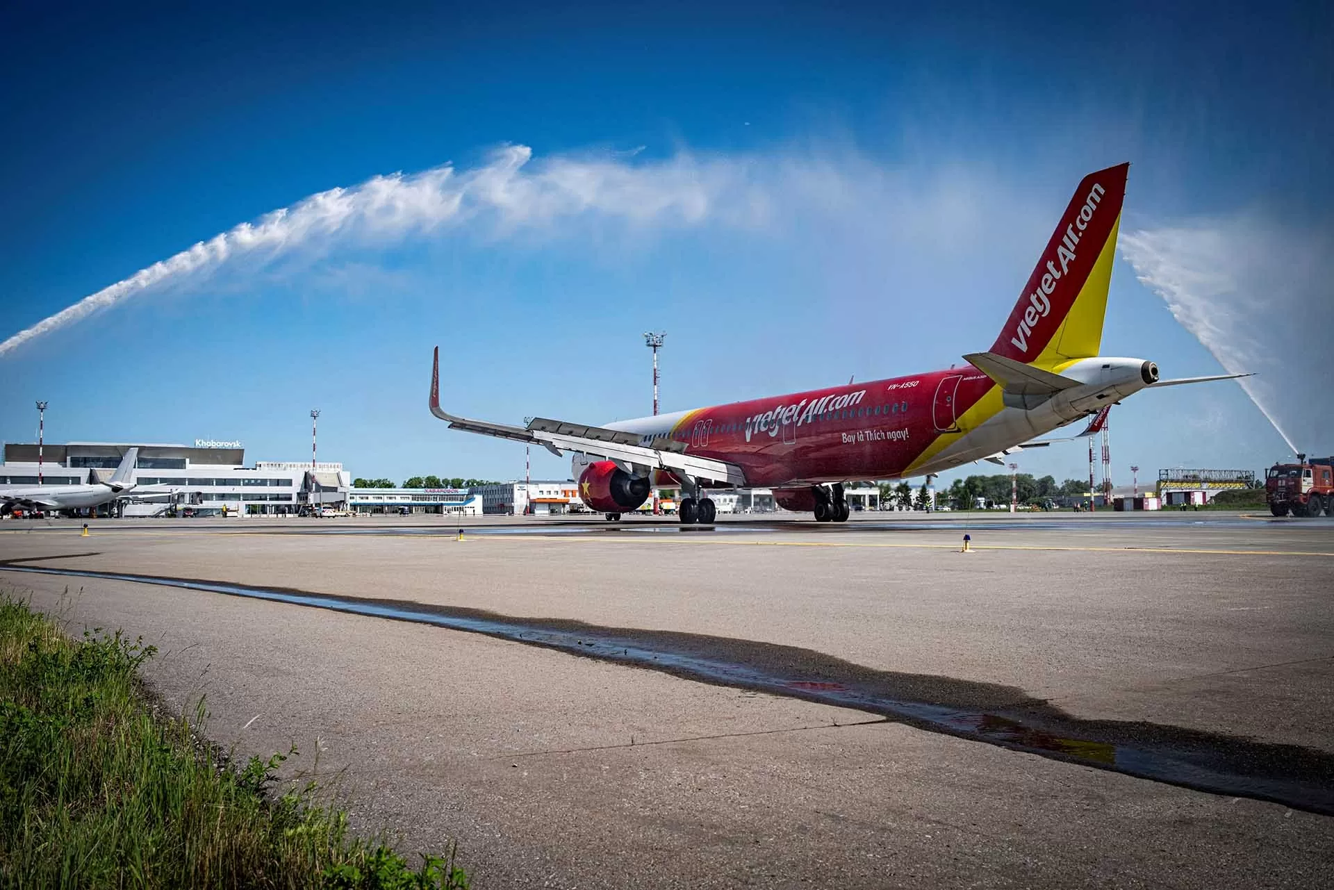 Vietjet khai trương loạt đường bay thẳng đầu tiên kết nối Việt Nam-Nga Vietjet khai trương loạt đường bay thẳng đầu tiên kết nối Việt Nam Nga