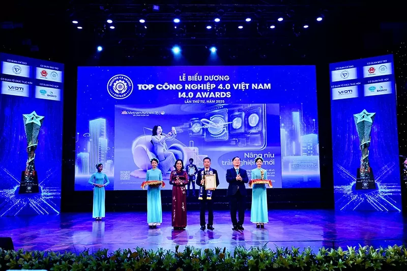 Biểu dương TOP Công nghiệp 4.0 Việt Nam – I4.0 Awards năm 2025 Biểu dương TOP Công nghiệp 4.0 Việt Nam – I4.0 Awards năm 2025