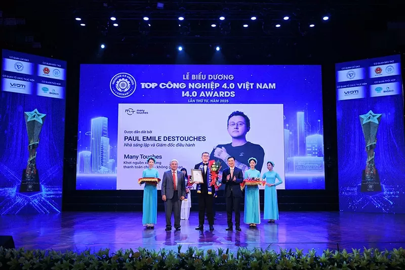 Founder & CEO Công ty CP Many Touches nhận danh hiệu Nhà lãnh đạo/Doanh nhân tiên phong đổi mới, sáng tạo và chuyển đổi số trong kỷ nguyên vươn mình của đất nước