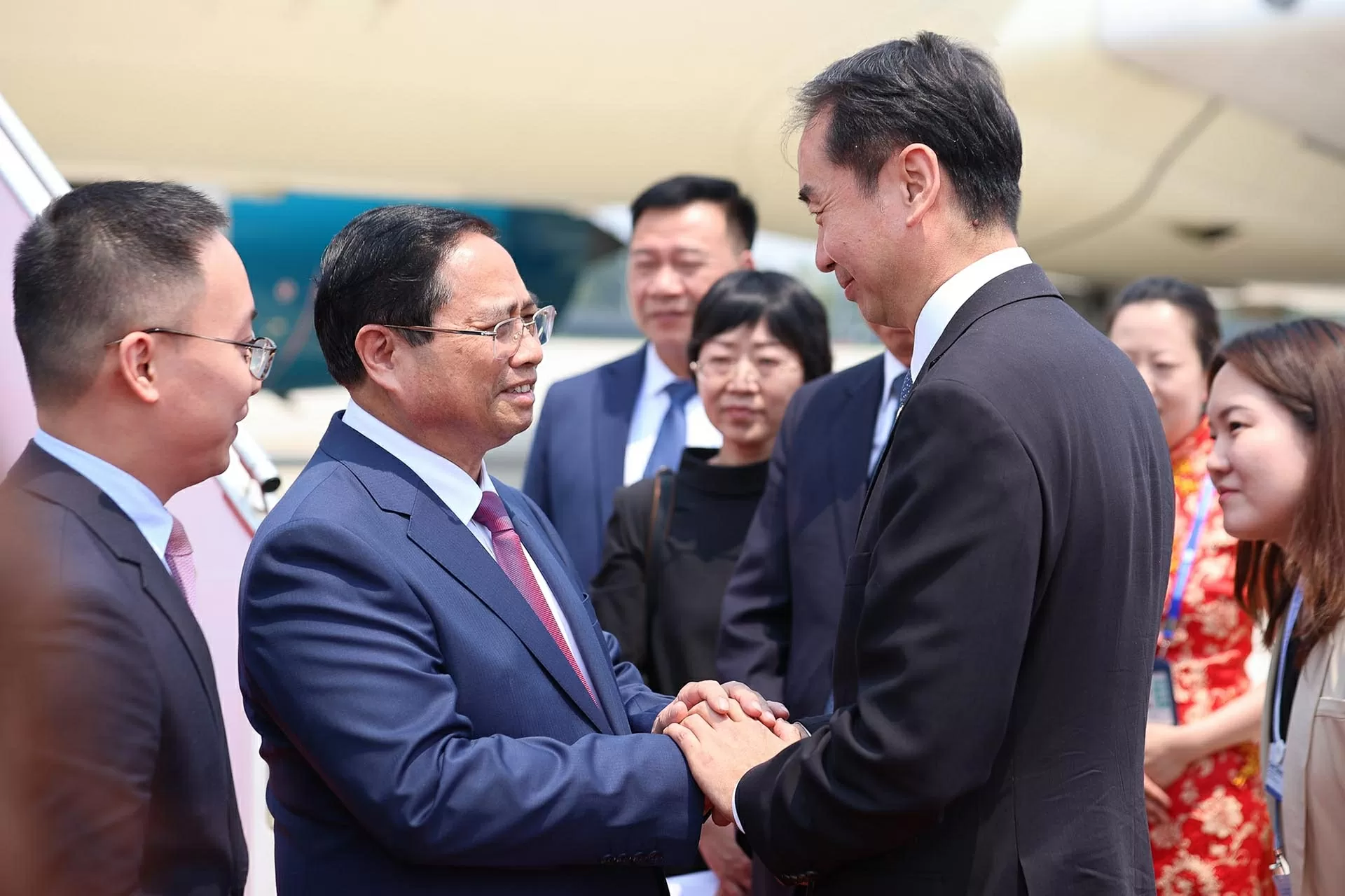 Thủ tướng tới Thiên Tân, bắt đầu chuyến công tác dự Hội nghị WEF và làm việc tại Trung Quốc Thủ tướng tới Thiên Tân, bắt đầu chuyến công tác dự Hội nghị WEF và làm việc tại Trung Quốc