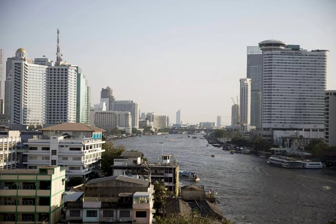 Căng thẳng Campuchia-Thái Lan: Thái Lan triệu họp khẩn cấp, chuẩn bị sẵn sàng các biện pháp kinh tế