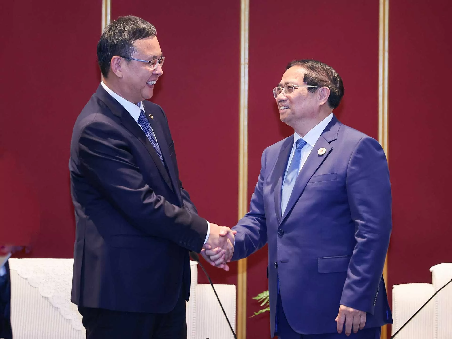 Thủ tướng làm việc với lãnh đạo các tập đoàn lớn của Trung Quốc