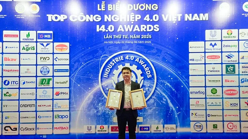 Ông Vũ Đăng Minh - Giám đốc Công nghệ Onschool tại Lễ vinh danh Top Công nghiệp 4.0 Việt Nam